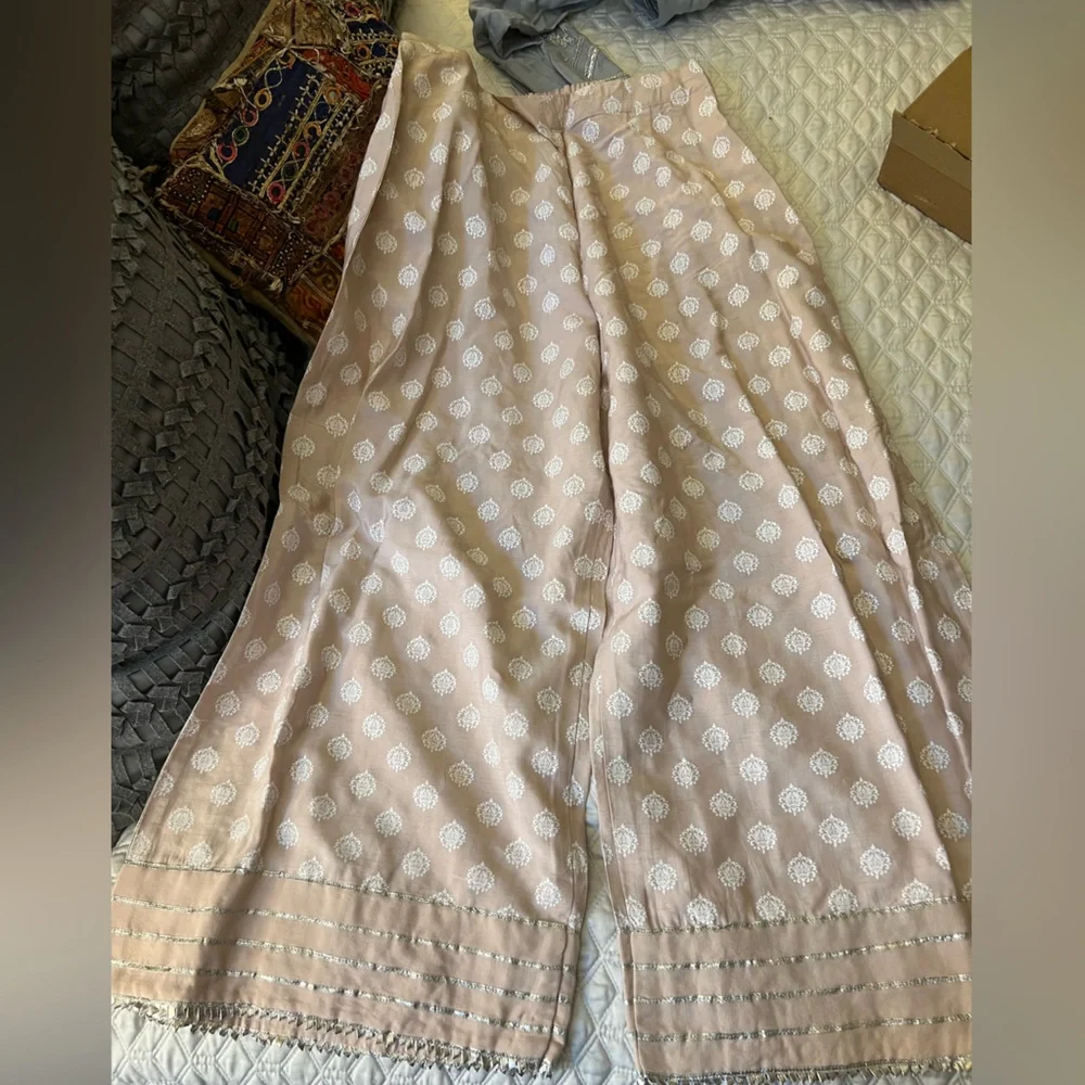 2 piece Pakistani dress - Picture 7 of 7